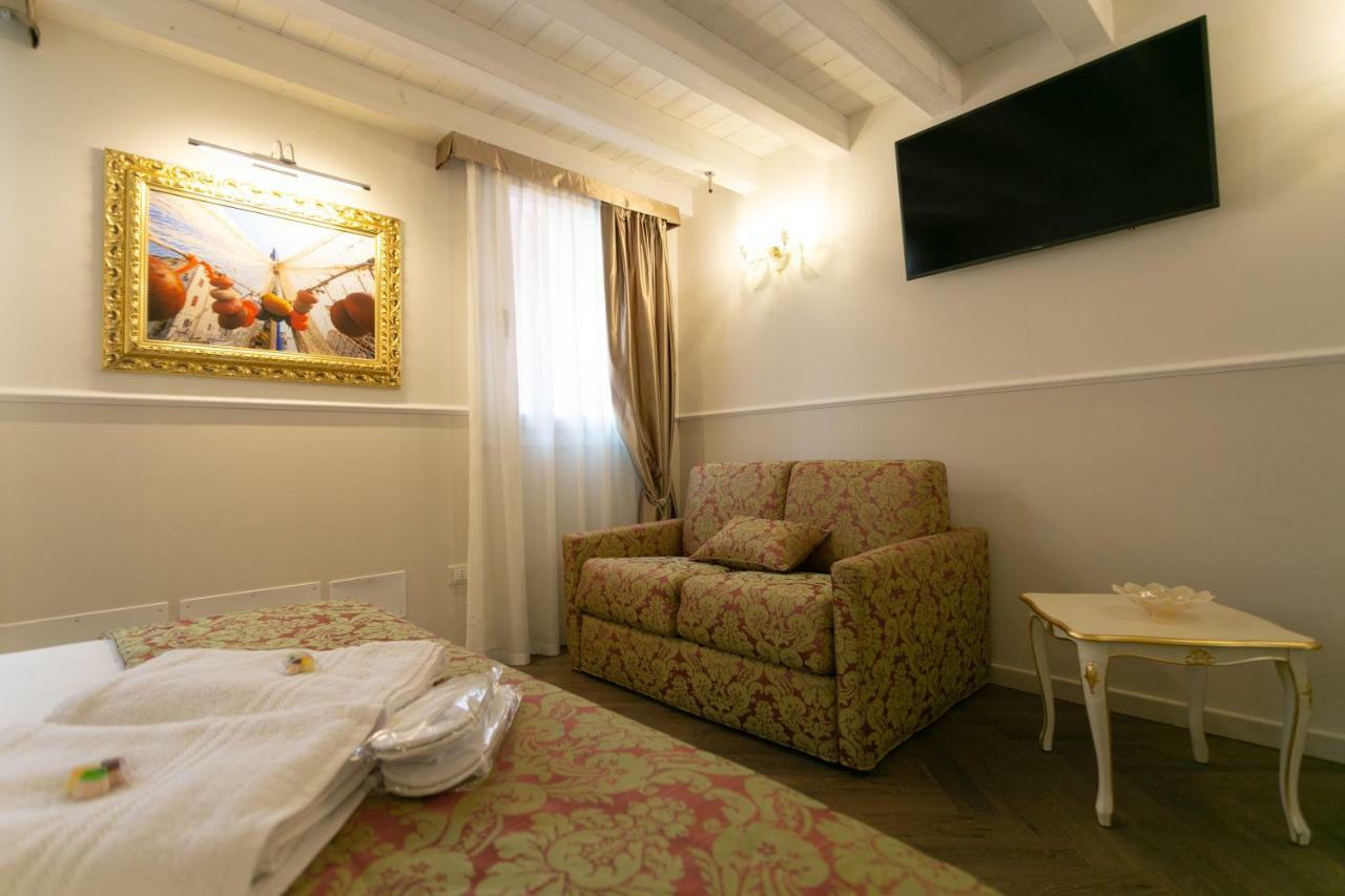 Ca' Vittoria Boutique House Apartsuite Кіоджа Екстер'єр фото